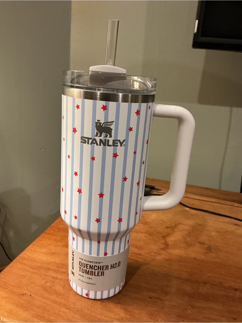 Stanley White Tumbler Blue Stripes & Red Stars Brand new. Delivered as pictured